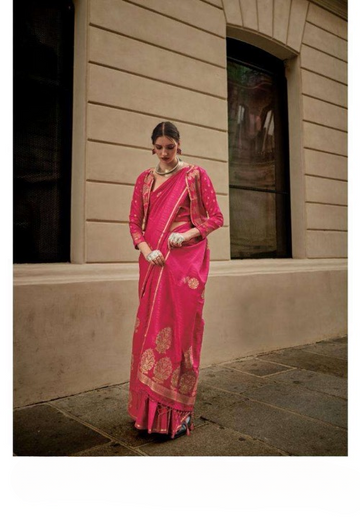 Pure Satin Zari Lining Handloom Weaving Sarees