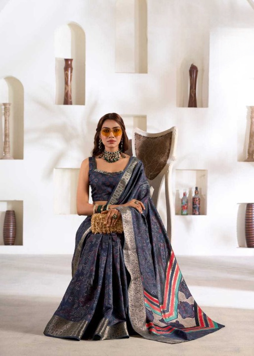 Fancy Dola Silk New Trendy Saree