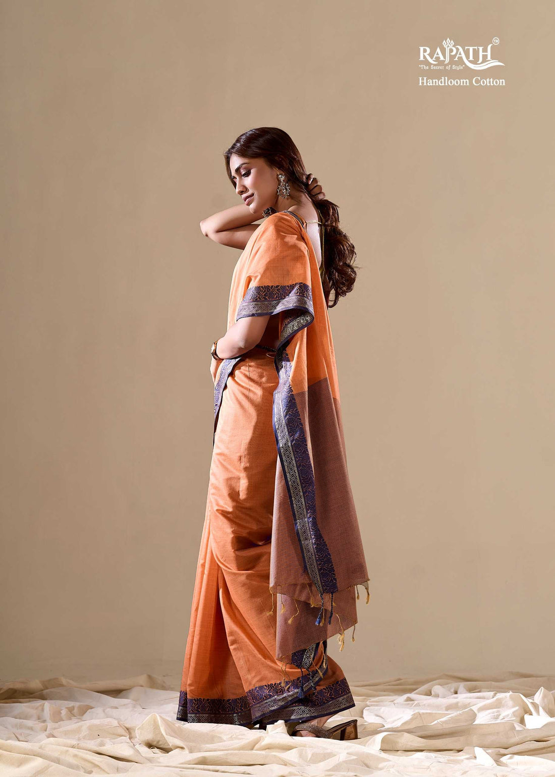 Handloom Cotton With Contrast Border