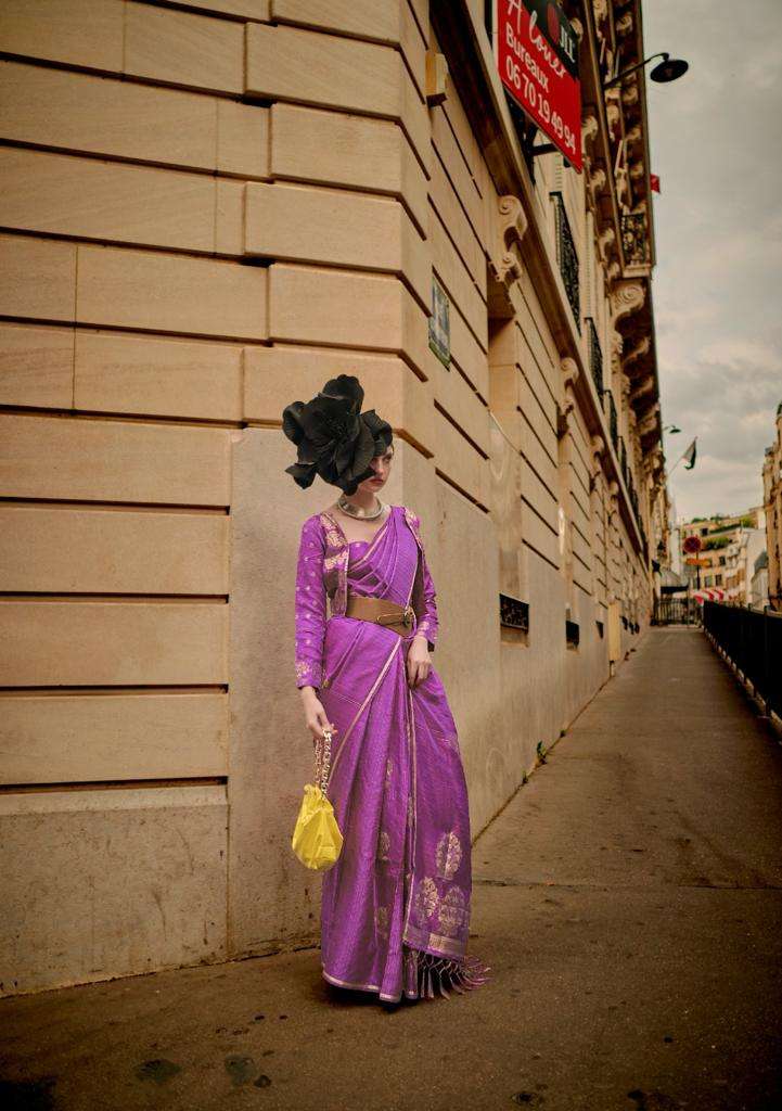 Pure Satin Zari Lining Handloom Weaving Sarees